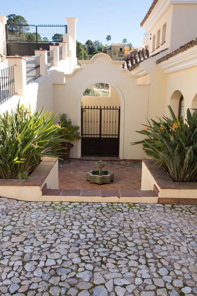 Villa Cielo Entrance 2